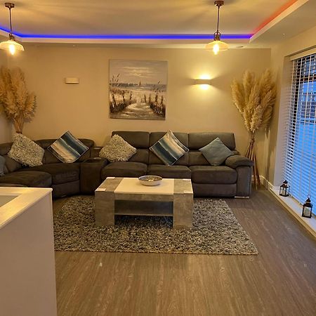 3 Bedroom Deganwy Sea View Beach House Ll31 Esterno foto