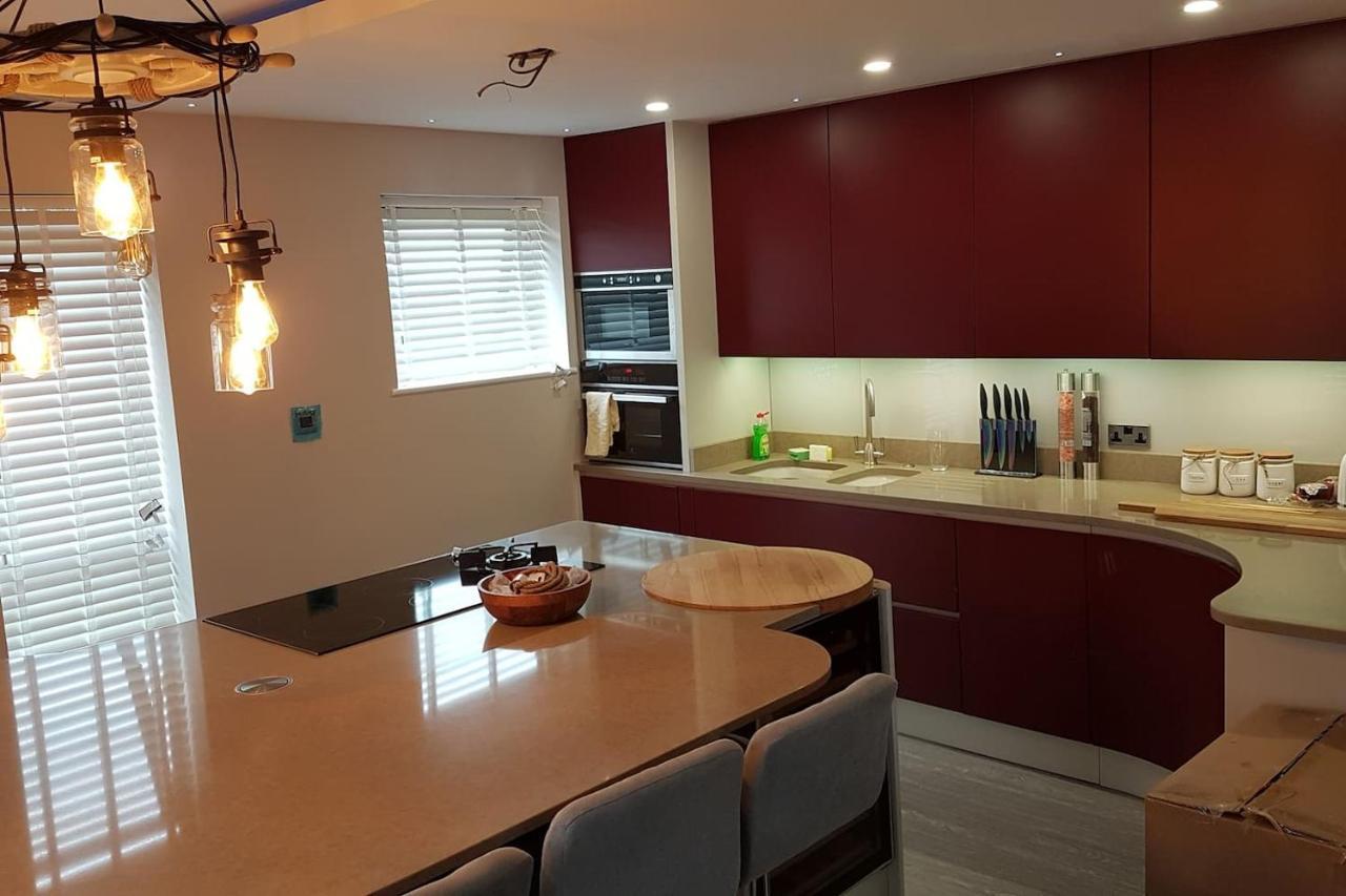 3 Bedroom Deganwy Sea View Beach House Ll31 Esterno foto