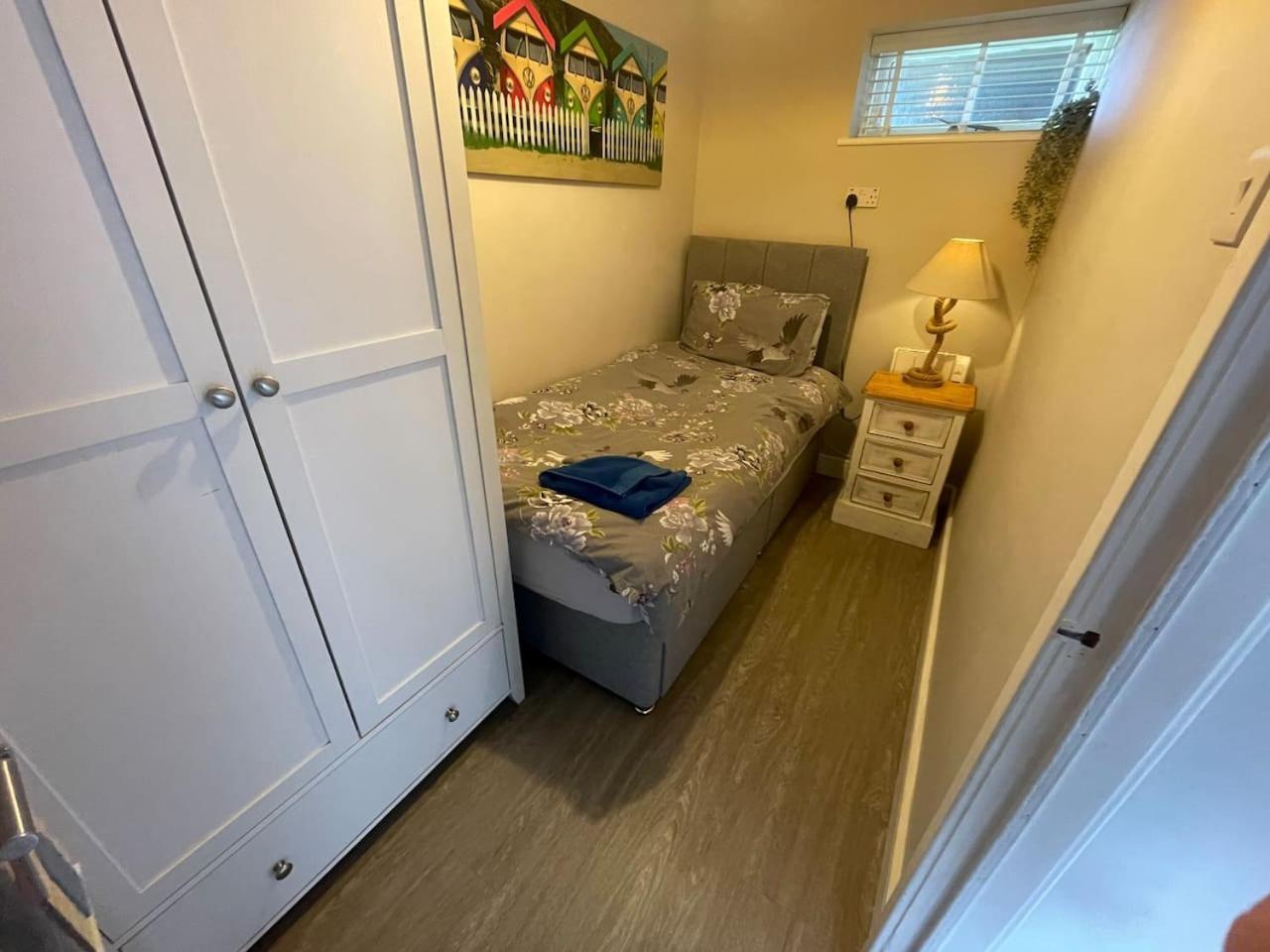 3 Bedroom Deganwy Sea View Beach House Ll31 Esterno foto