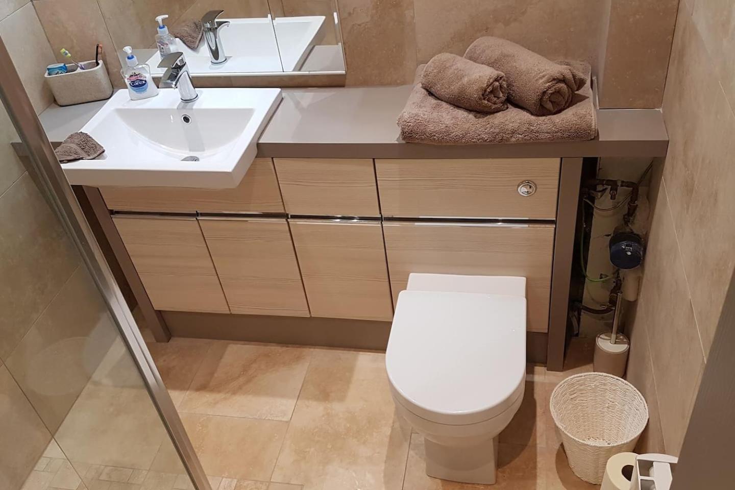 3 Bedroom Deganwy Sea View Beach House Ll31 Esterno foto