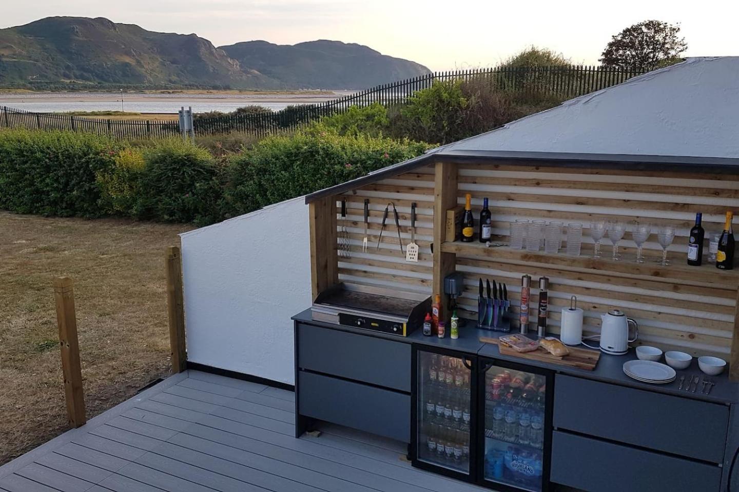 3 Bedroom Deganwy Sea View Beach House Ll31 Esterno foto