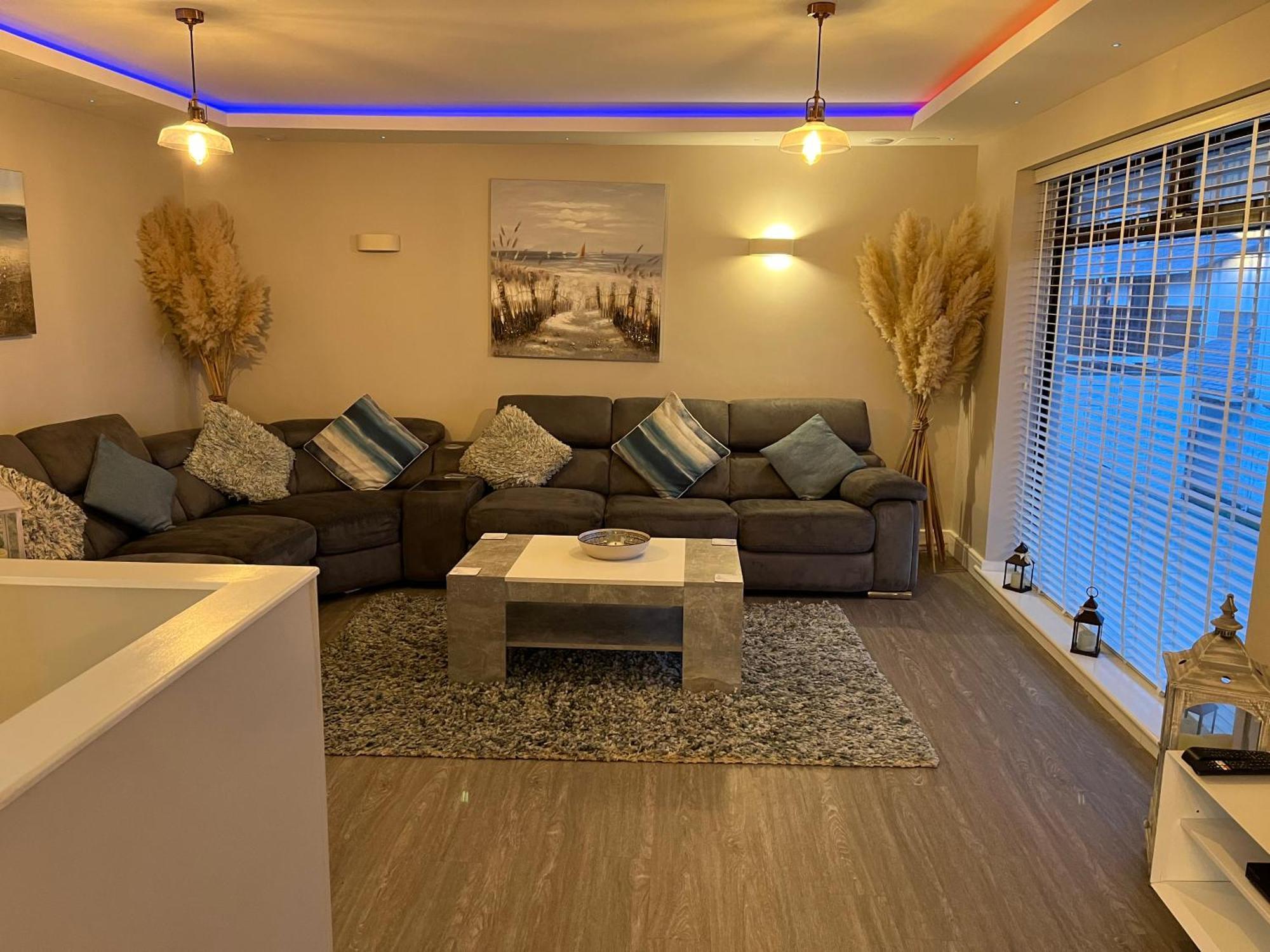 3 Bedroom Deganwy Sea View Beach House Ll31 Esterno foto