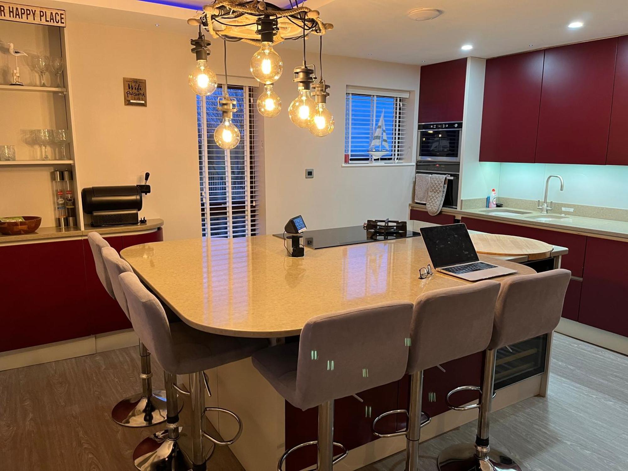 3 Bedroom Deganwy Sea View Beach House Ll31 Esterno foto