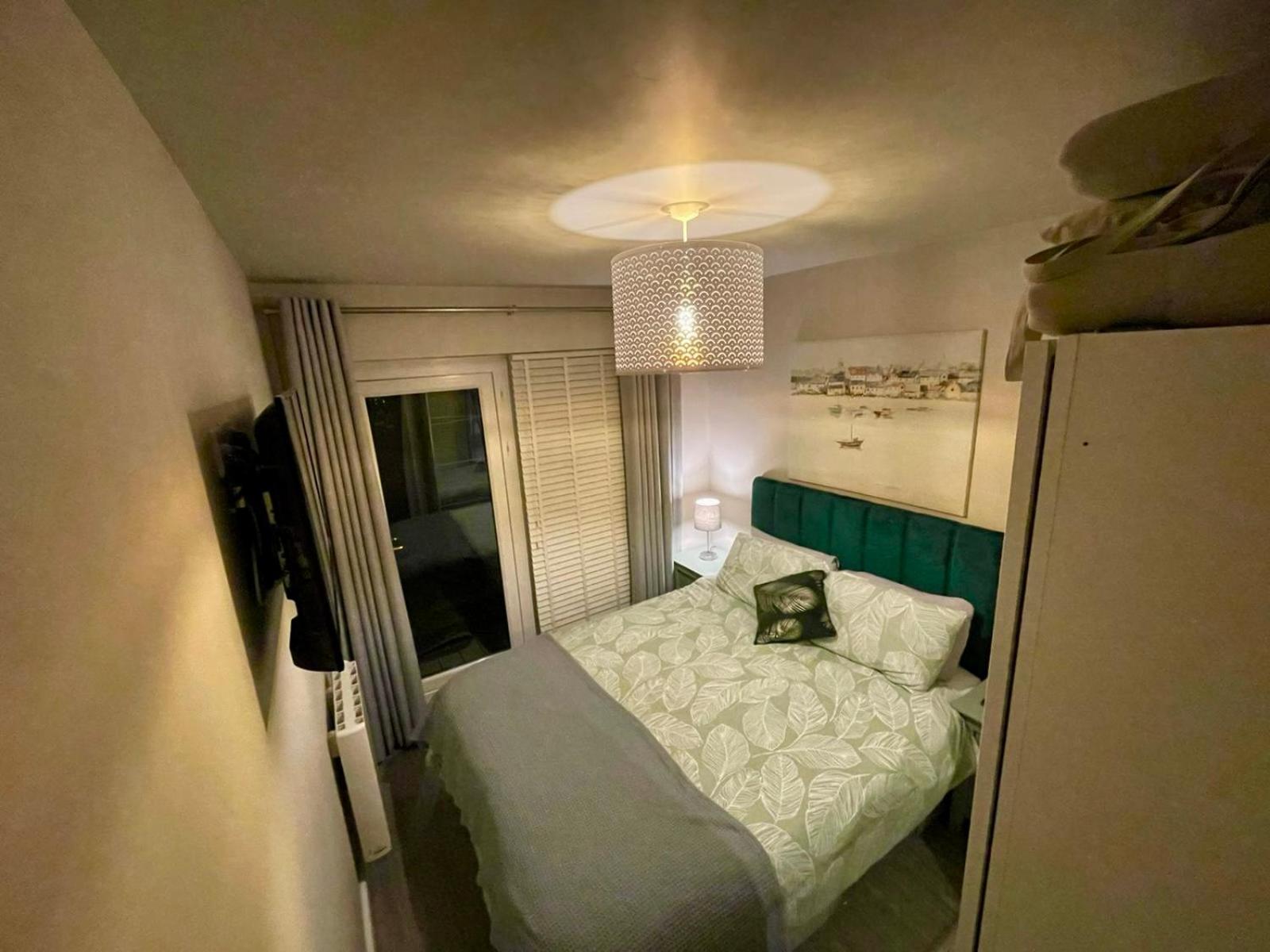 3 Bedroom Deganwy Sea View Beach House Ll31 Esterno foto